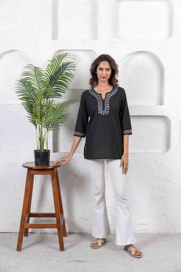 Black Casual Cotton Aari Embroidery Kurta