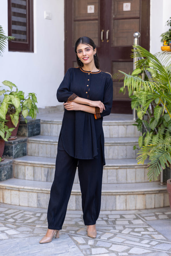 Cotton Crepe Co-Ord Set With thread embroidery-Black